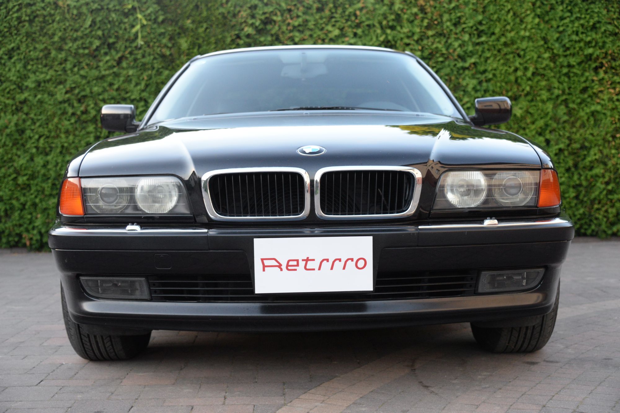 BMW E38 740i 1994r. — Retrrro Samochody klasyczne i